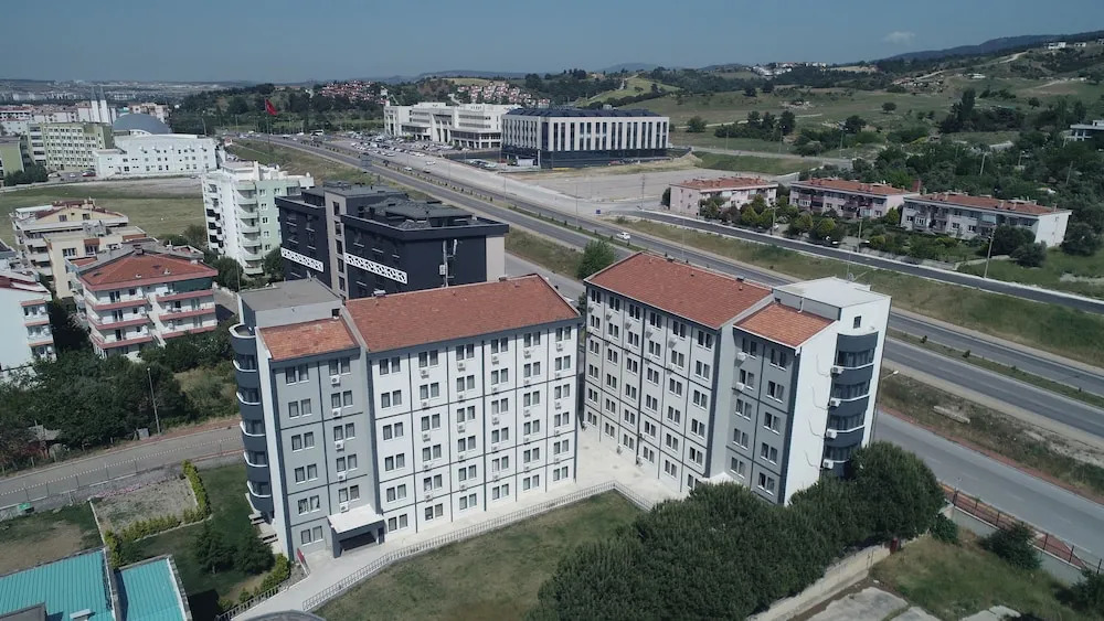 Kumru Suitesseda Pansi̇yon