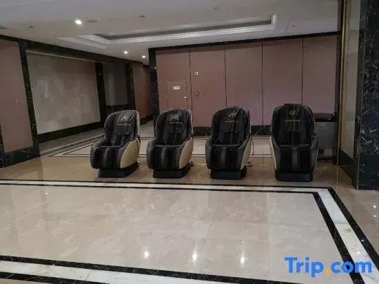 Yantai Baohua Mingdu Hotel