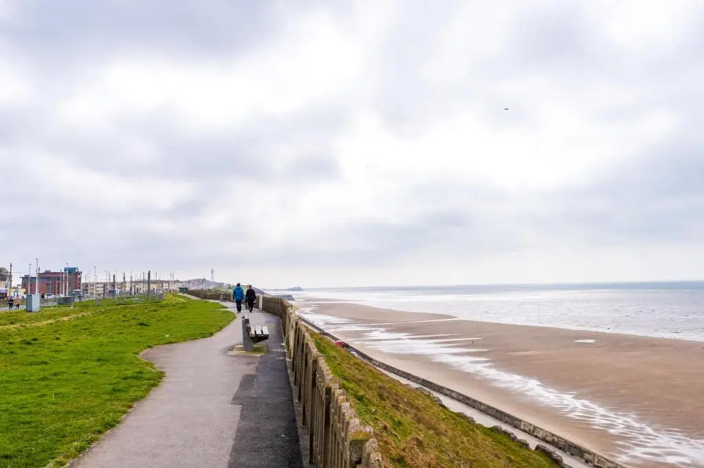 Families Only - Pet Friendly sleeps 6 maximum NO PARTIES