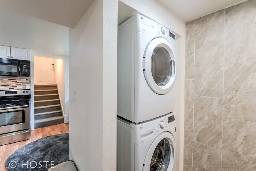 2BR Comfy Condo & Cute Patio Broadmoor Area
