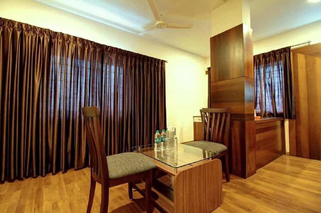 Traders Hotel - Kankanady, Mangalore