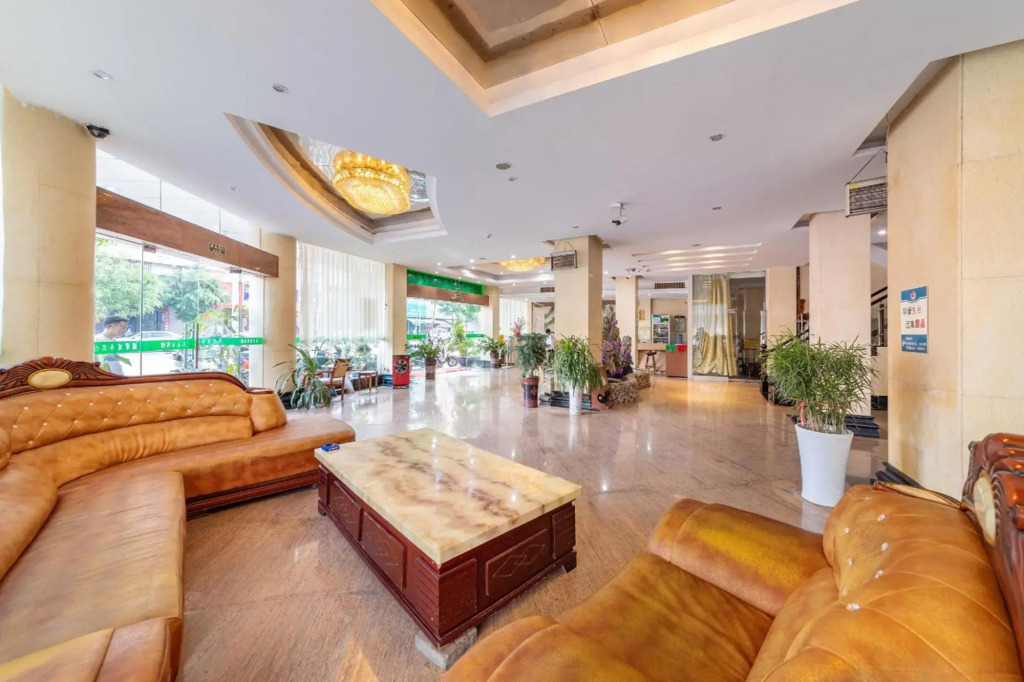 Yulin Jade Business Hotel