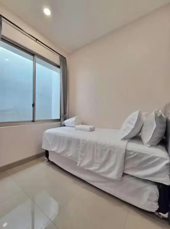 Laurel By SanLiving - 2BR - PIK2