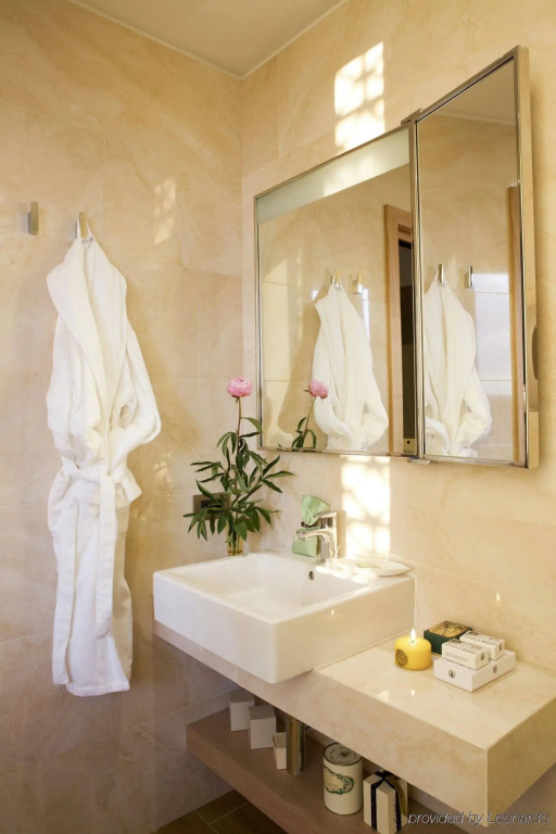 Отель Starhotels Metropole