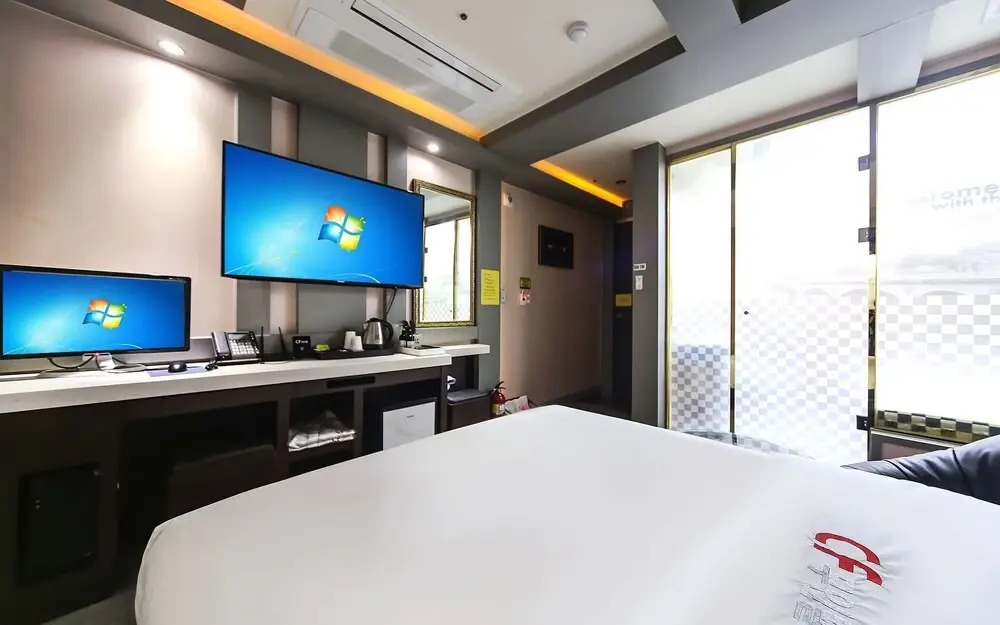 Jinju CF Self Check-in Motel