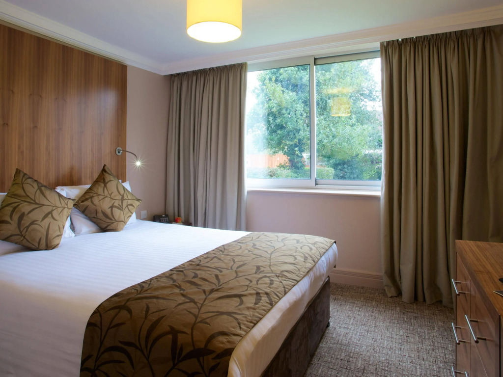 Aubrey Park Hotel