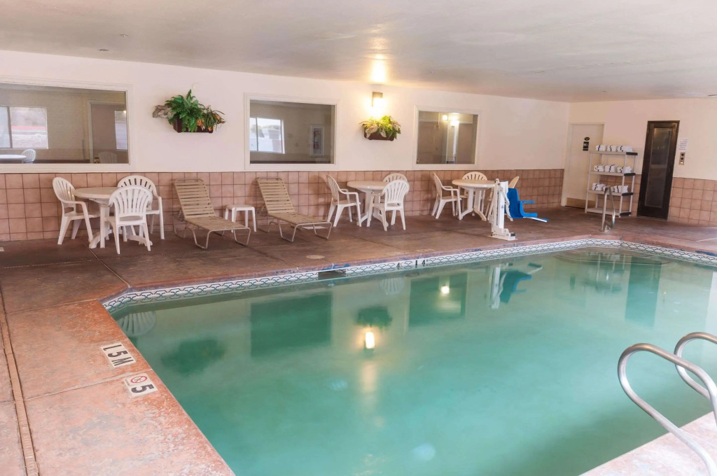 Quality Suites Albuquerque Airport