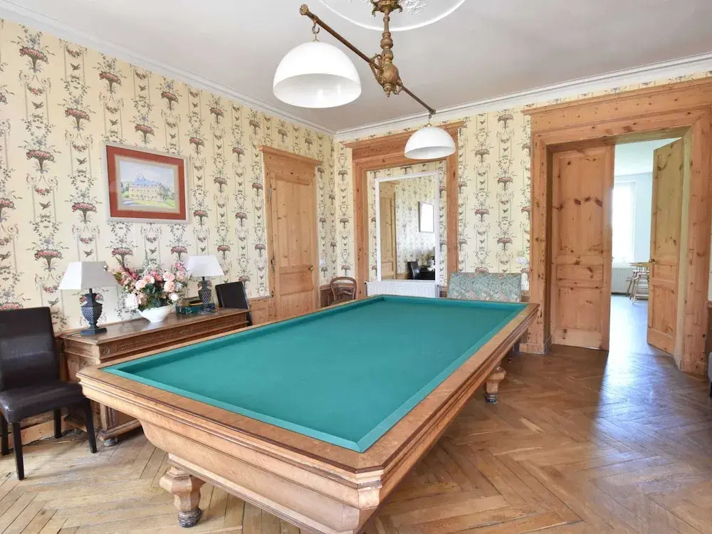 Pleasant Cottage in Asnieres With Terrace
