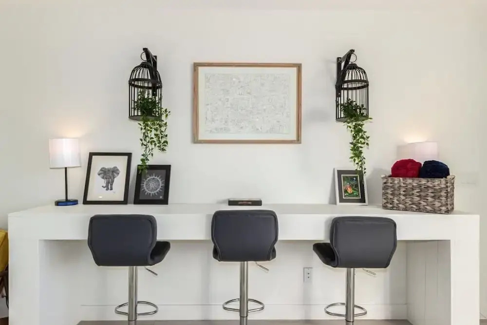 Urban Art Loft - Historic DT Phoenix-chefs Kitchen