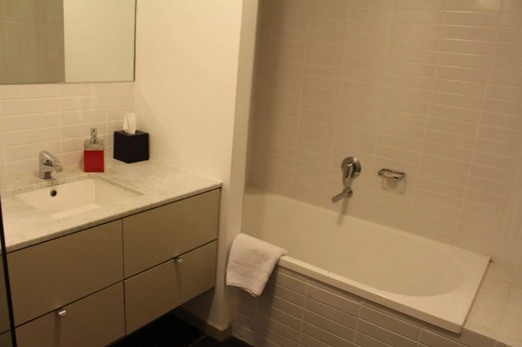 Dockland View Apartment