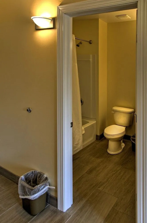 Brinton Suites