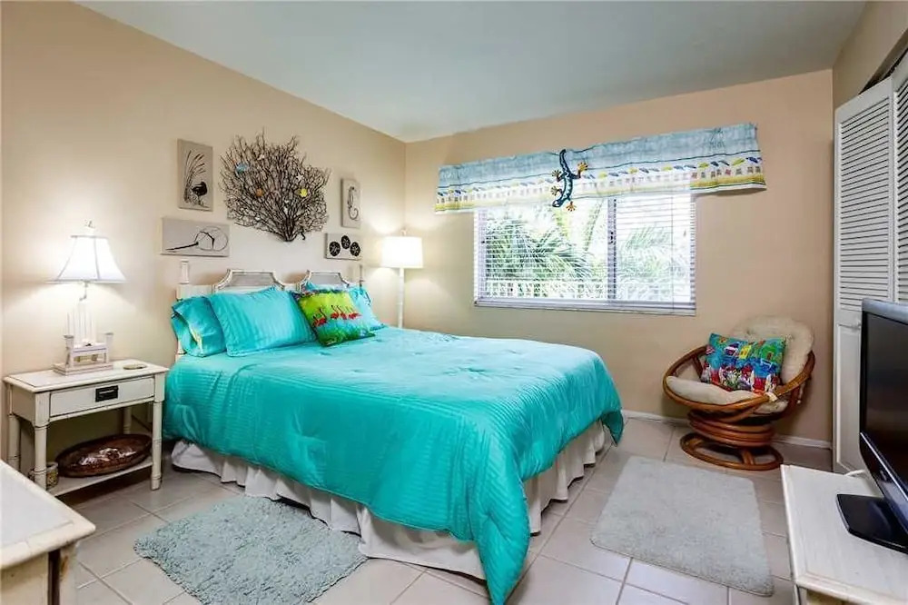 Sun Caper 208 - Two Bedroom Condo