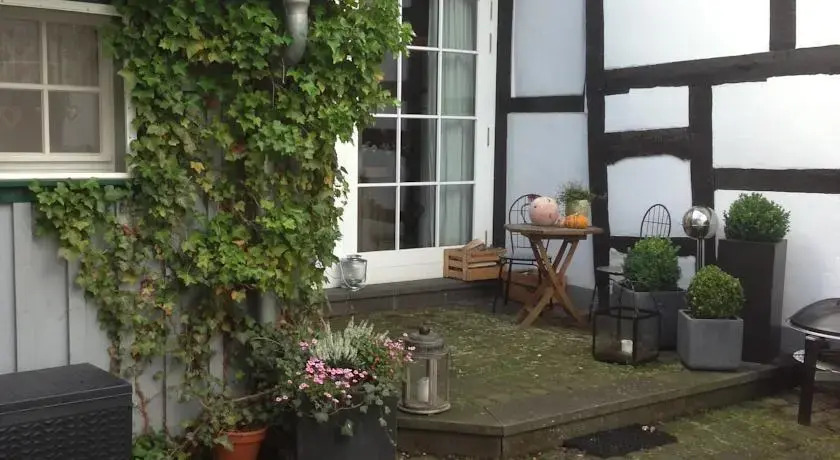 Zauberhof 10-7-2