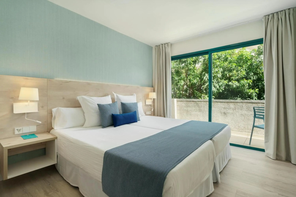 Alua Tenerife