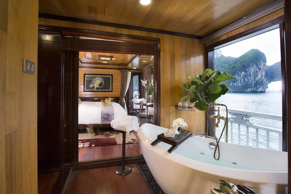 Heritage Cruises Binh Chuan Cat Ba Archipelago