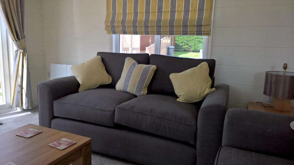 Three Bedroom Lodge 10