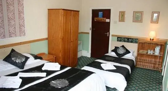 New Promenade Hotel