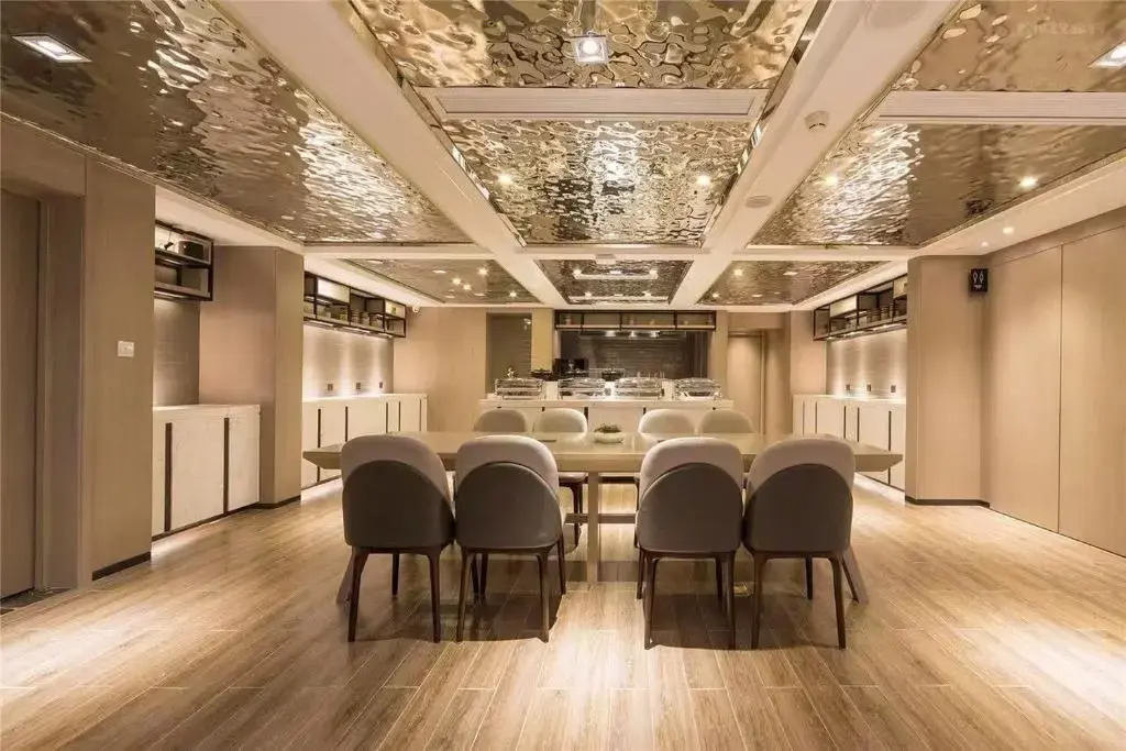 Atour Hotel Zhengzhou CBD Zhongzhou Avenue