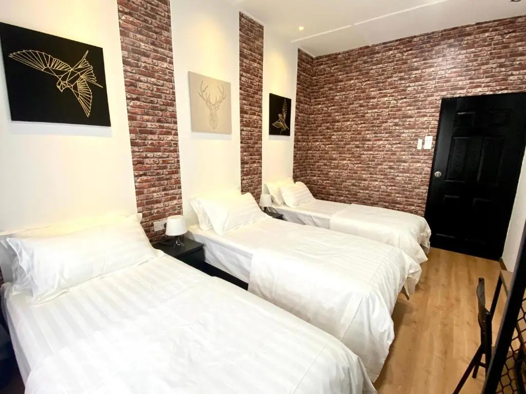 comfy 3-bedrooms with family karaoke Max-10pax