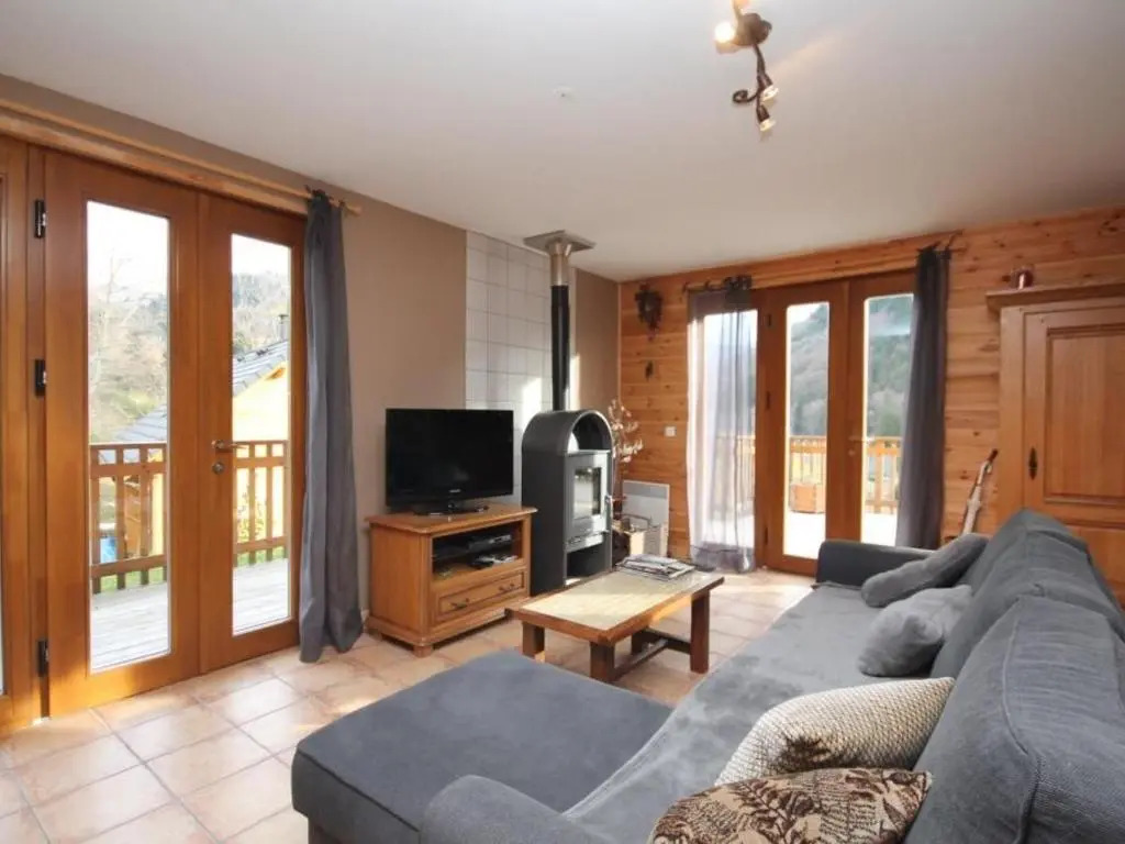 Chalet 3 étoiles au Mont-Dore pour 6 pers. avec terrasse et vue sur le Sancy - FR-1-608-10