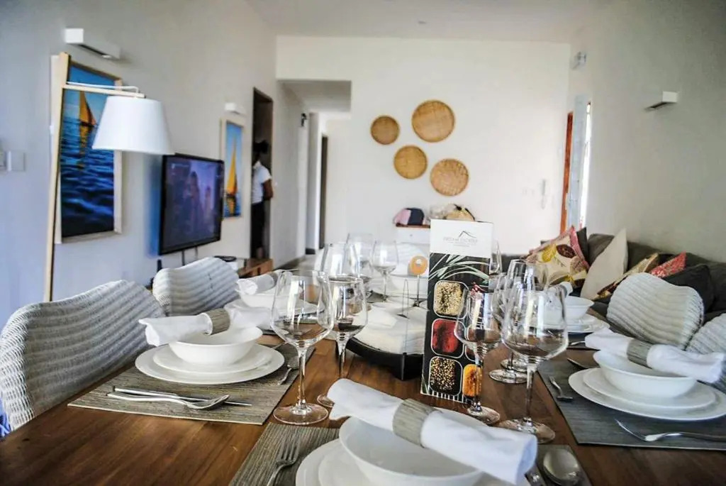 LEscale 3 bedrooms Sea View and Beachfront Suite by Dream Escapes