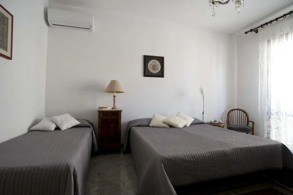 Relais Chiesa Madre - Rooms and Apartments