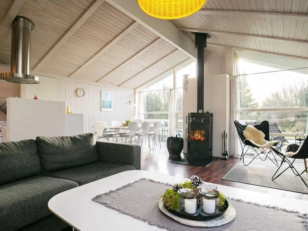 10 Person Holiday Home in Humble-by Traum