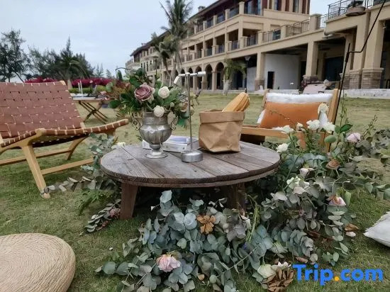 Weizhou Island Versailles Seaview Resort