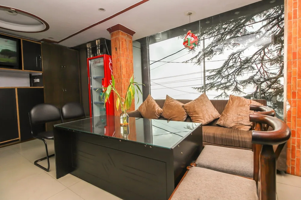 Oyo 28144 Hotel Krishna