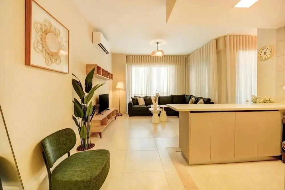 Raha Elite Suites and Villas for Family Only