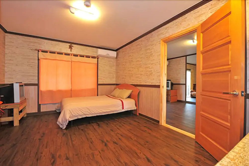 Jecheon Worak Deulgukhwa Pension