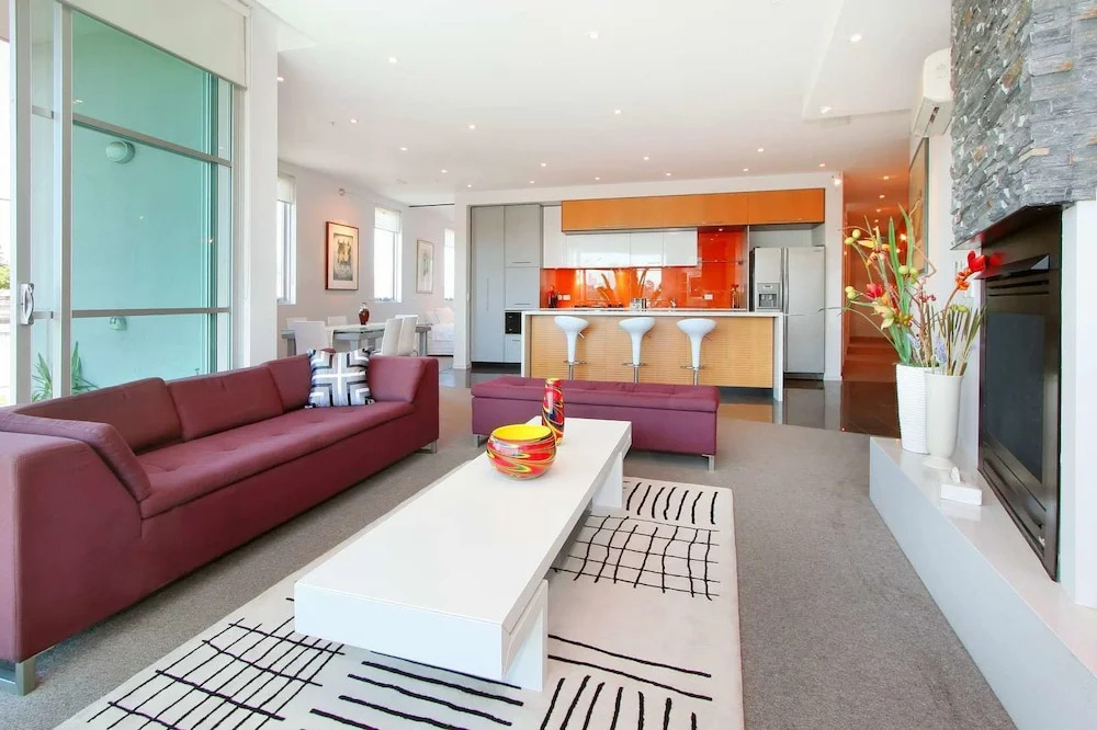 Penthouse St Kilda Style