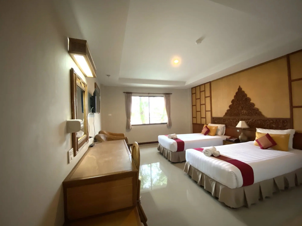 100 Islands Resort & Spa