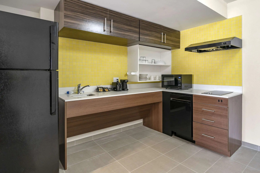 MainStay Suites Lexington I-75