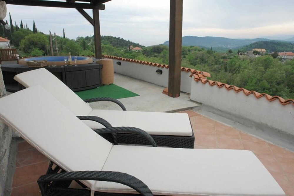 House Rilovic by Villas Guide