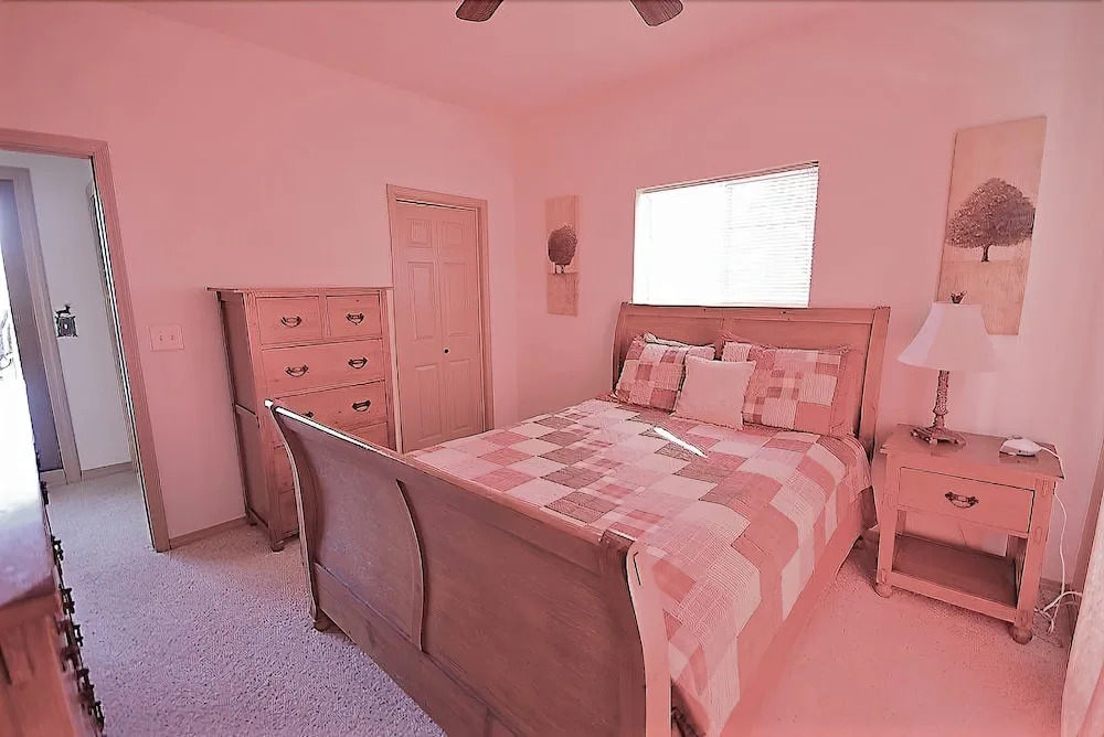 Aviator - Three Bedroom Cabin