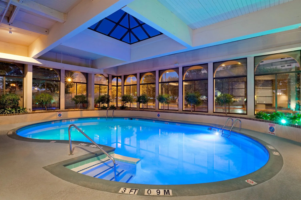 Hotel Belvoir Springfield