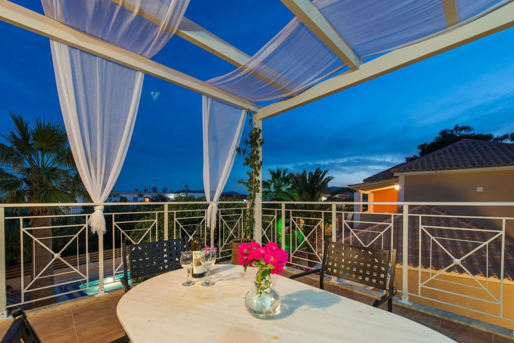 Aeolos Boutique Hotel & Suites