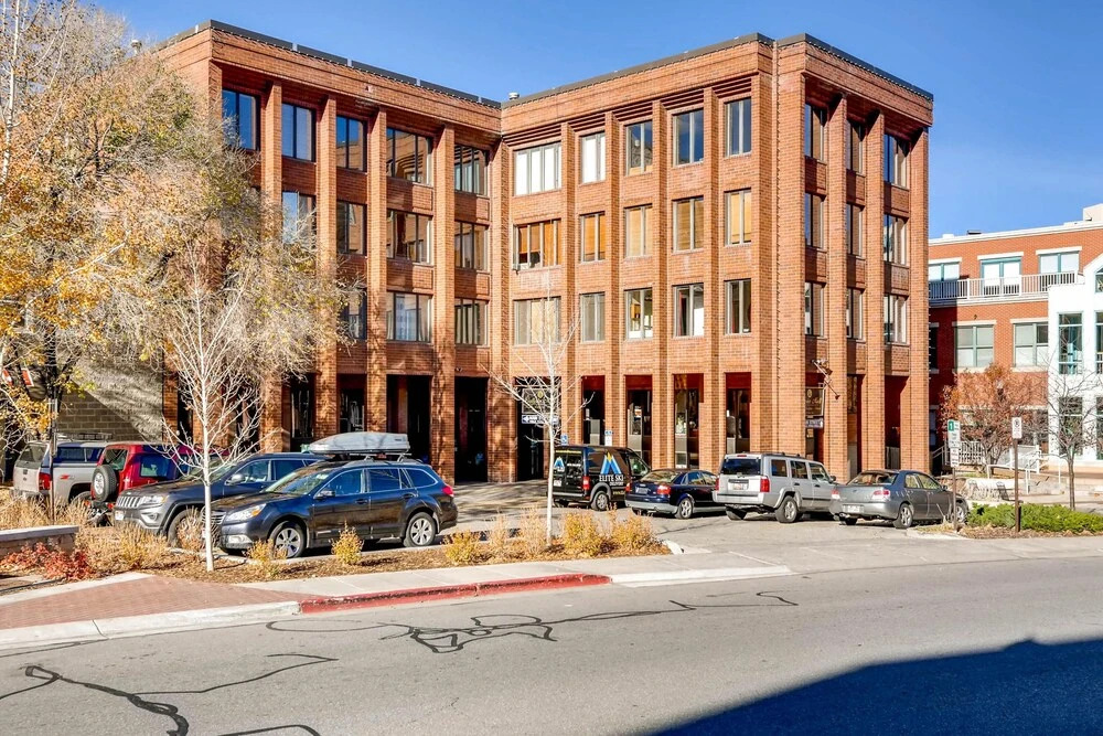 GALLERIA 307-Studio home