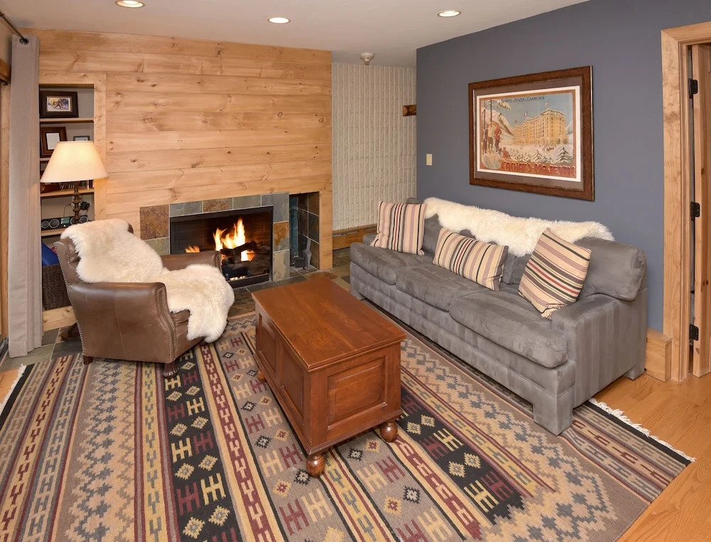 Vail 21 #306 2 Bedrooms 2 Bathrooms Condo