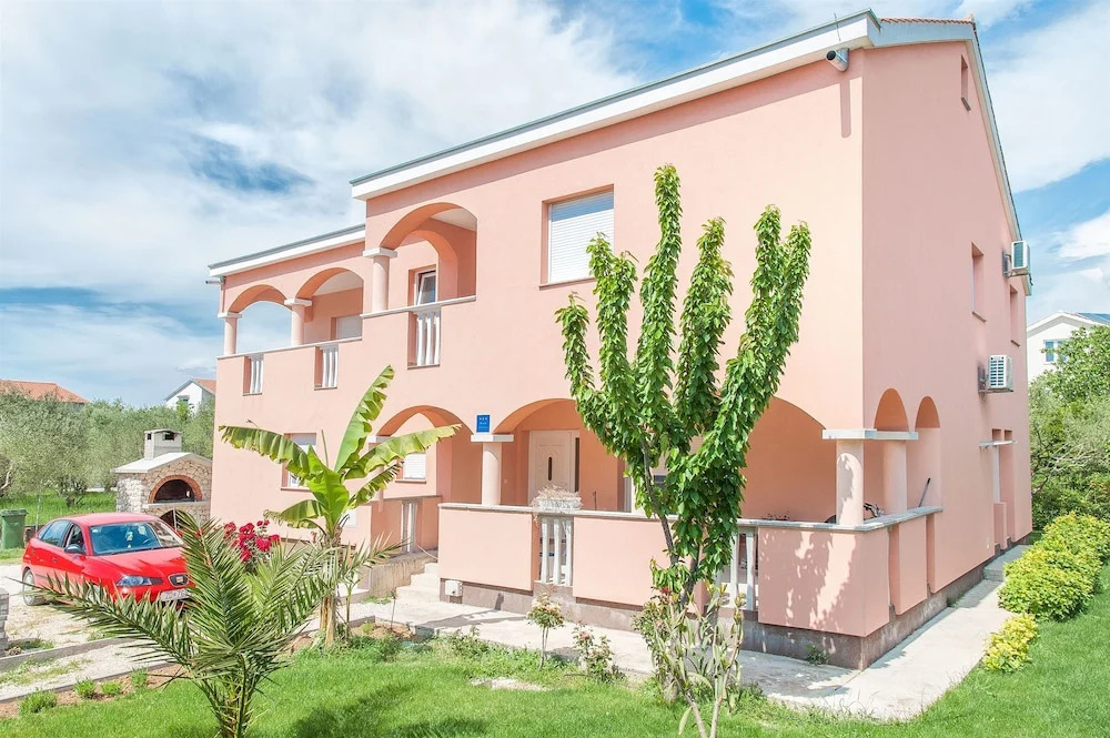 Apartments Luna