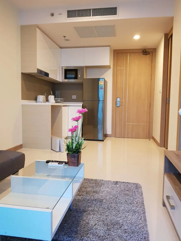 Riviera 1BR Sea View B2506