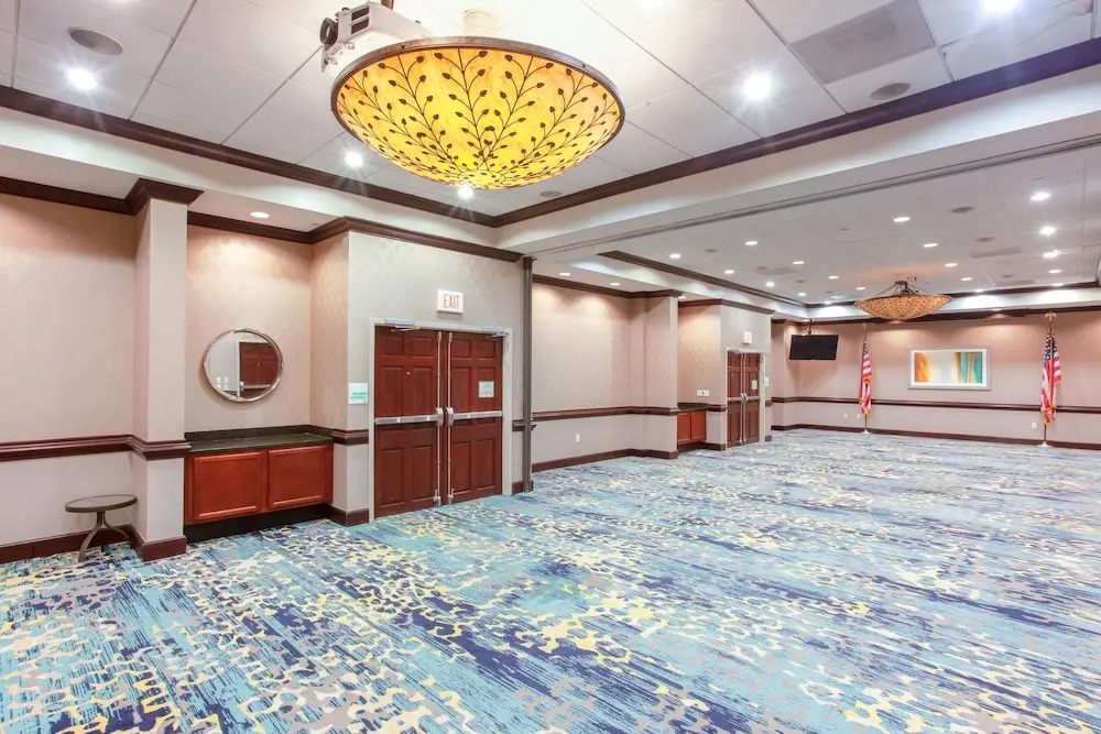 Holiday Inn Hotel & Suites Tallahassee North I10 And Us27