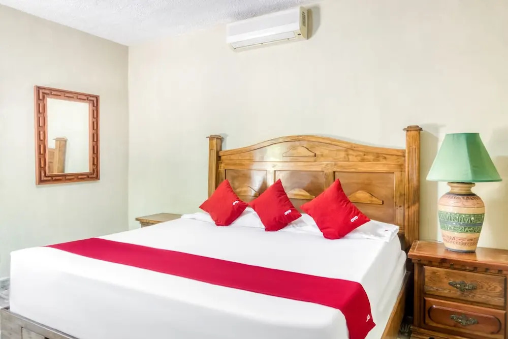 Oyo Restaurante Y Hotel Ancira