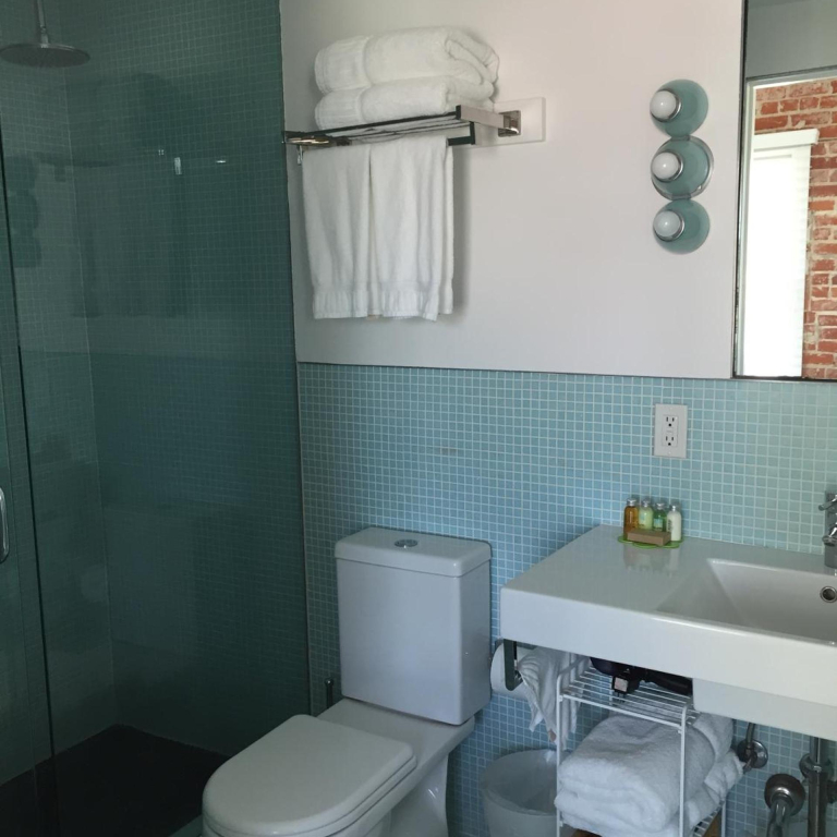 Venice Breeze Suites