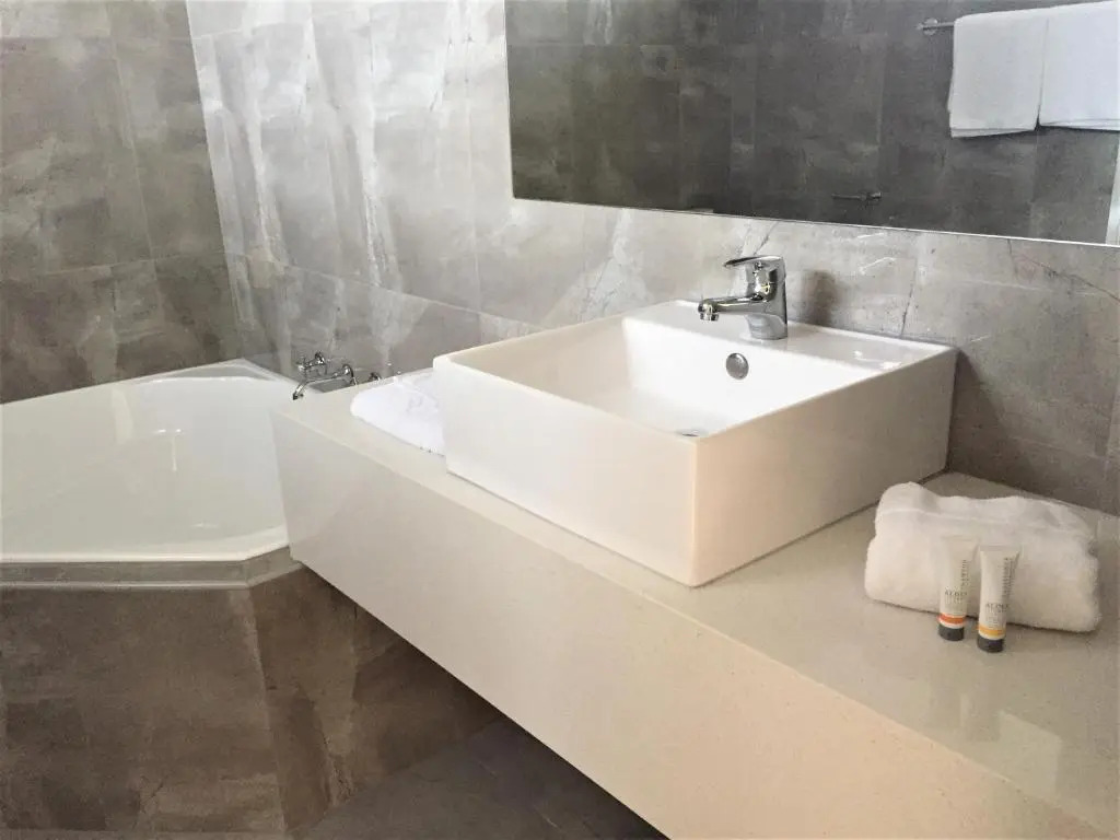 Sherbourne Terrace Hotel