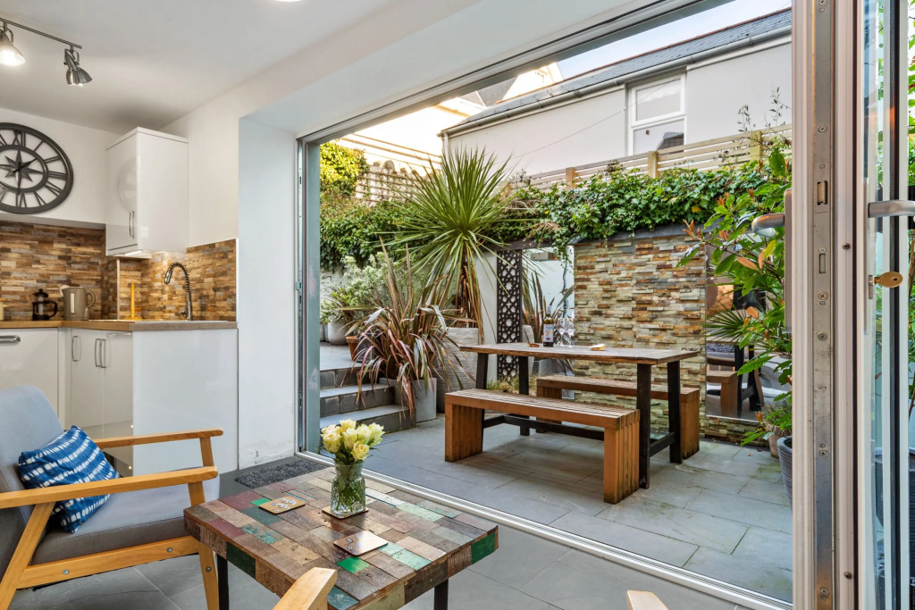 Sunbury Villa - Close to Town and Beaches