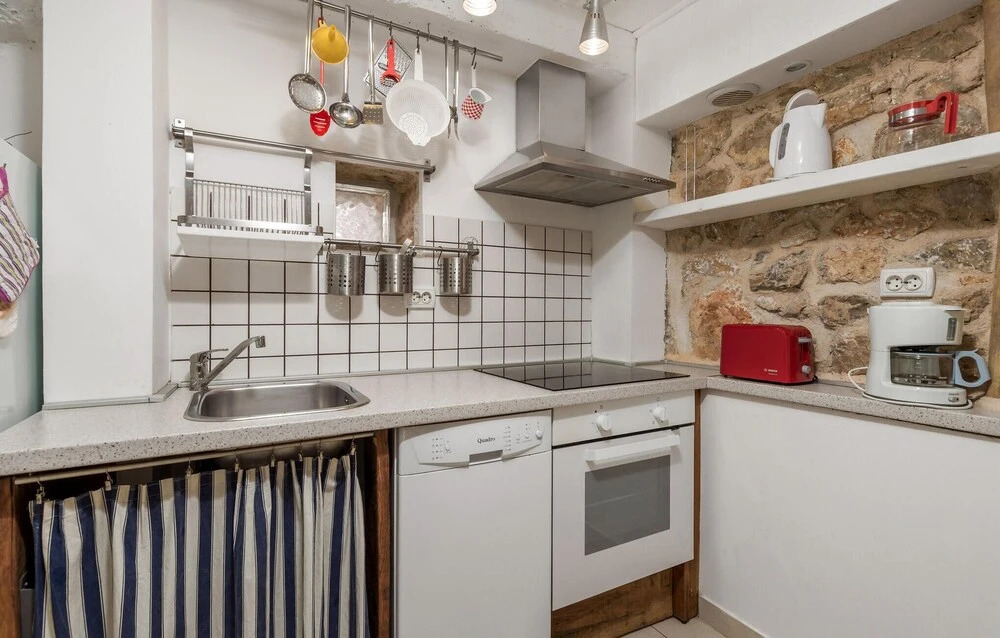 Pet Friendly Home In Brzac With Wifi