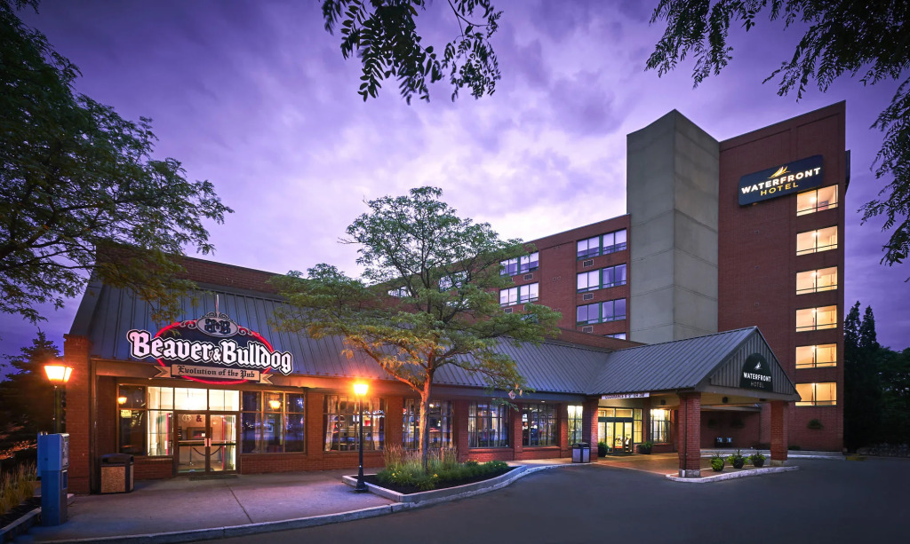 Waterfront Hotel Downtown Burlington