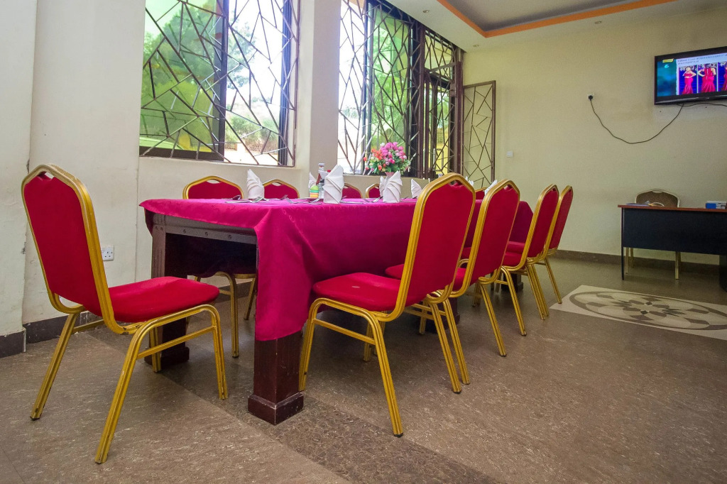 Minister's Village Hotel